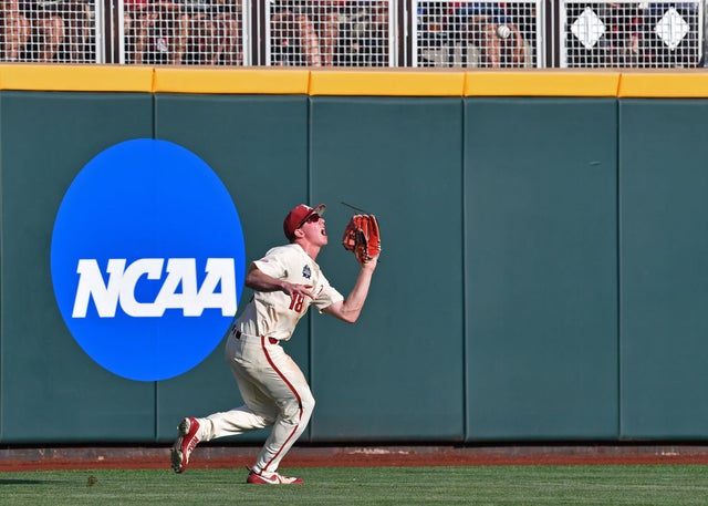 College World Series - Oregon State v Arkansas - Game Two