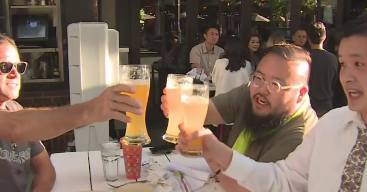 Midtown Streets Coming Back To Life As Bars Reopen In Sacramento CBS