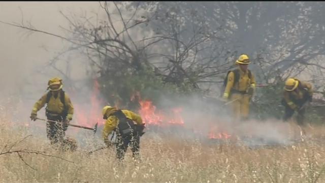 cal-fire-grant-fire.jpg 