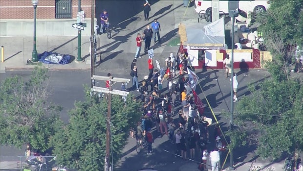 HOMELESS SWEEP 12VO.transfer_frame_125 