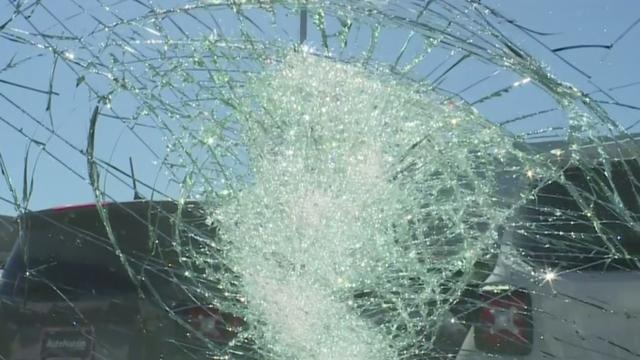 shattered-windshield.jpg 