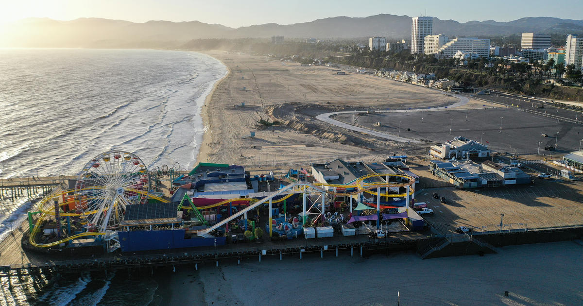Santa Monica Pier Reopens After Being Shuttered For Months - CBS Angeles