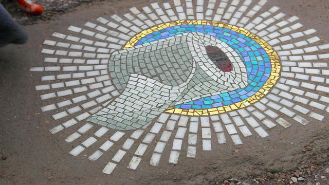 jim-bachor-pothole-mosaic-toilet-paper-1280.jpg 