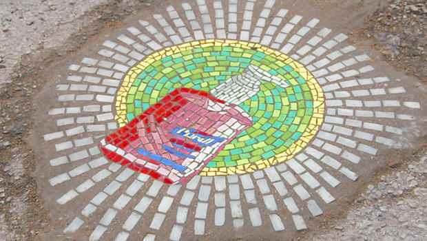 jim-bachor-pothole-mosaic-purell-620.jpg 