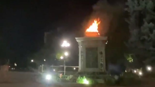 STATUE-PEDESTAL-FIRE.jpg 