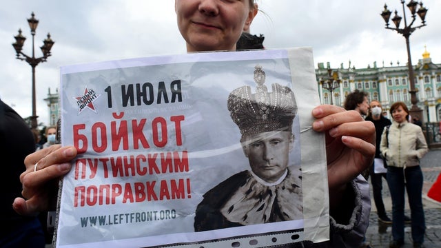 RUSSIA-VOTE-CONSTITUTION-VIRUS 