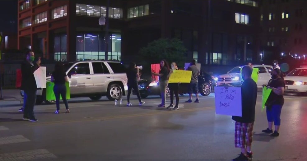 Protesters Turn Out At Cook County Jail After Bond Is Set For Man ...