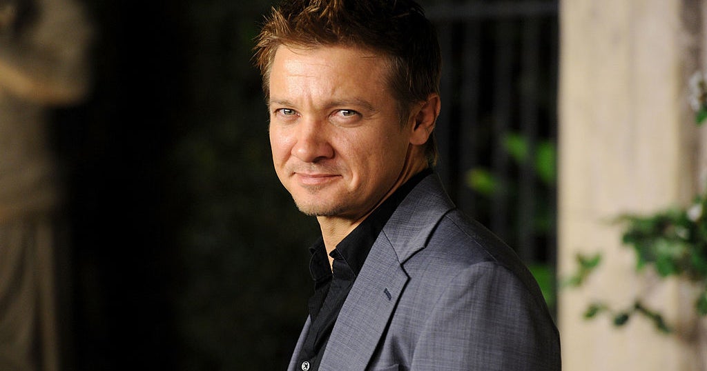 Aktor Jeremy Renner dalam kondisi kritis setelah hujan salju