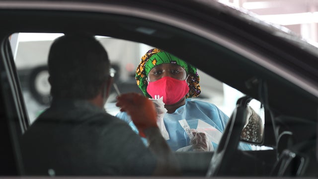 US-HEALTH-VIRUS-ECONOMY-RETAIL 