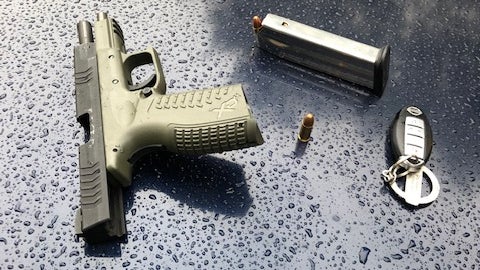Holloway-gun-magazine-bullet.jpg 
