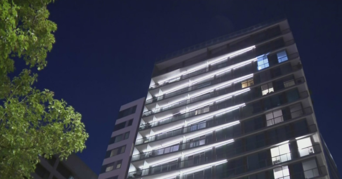 Police Intruder Stabbed To Death In Koreatown Home Invasion CBS Los