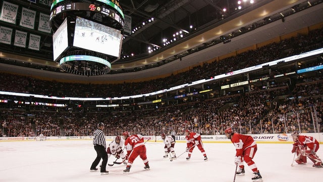 hockey-east-1.jpg 
