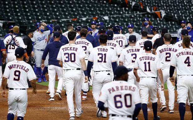 Astros Dodgers benches clear 