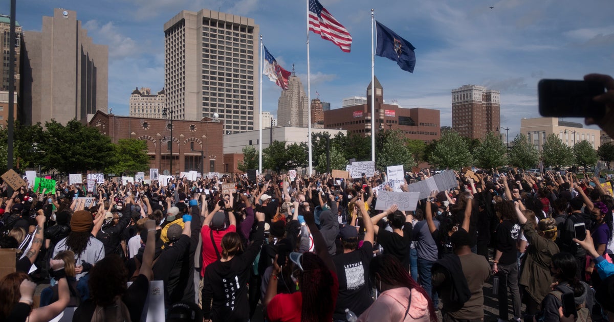 Detroit Protesters Sue To Try To Stop Police Tactics - CBS Detroit
