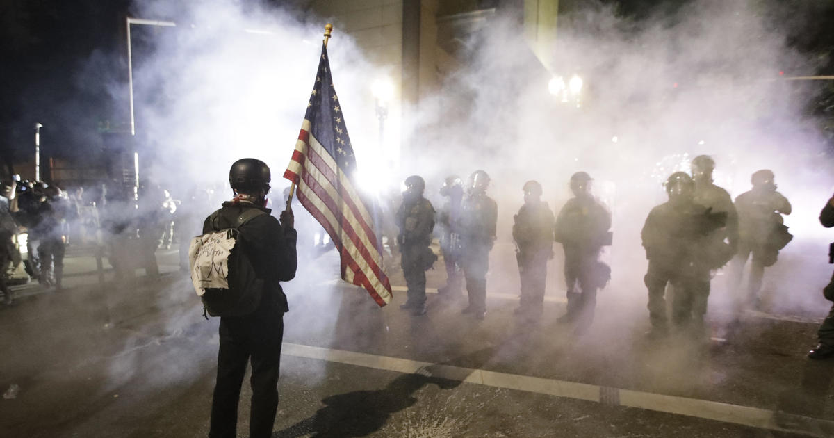 Federal Agents Tear Gas Portland Protesters Again Despite Plan For The Agents To Leave Town 