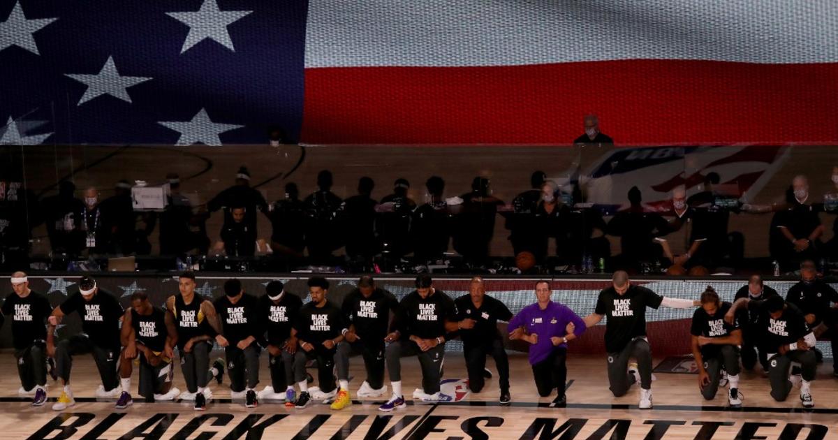 The MPLS. banner was raised with some - Los Angeles Lakers