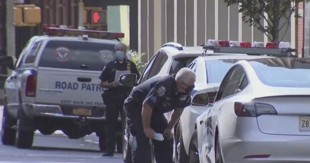 NYC Begins Stopping Drivers Entering City In Crackdown On Quarantine