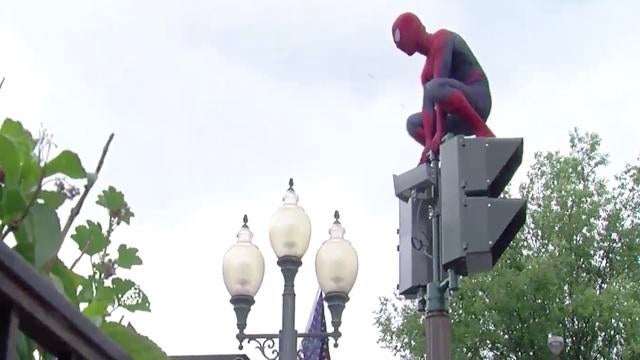 08120-spiderman-in-saratoga-springs-527726-640x360.jpg 