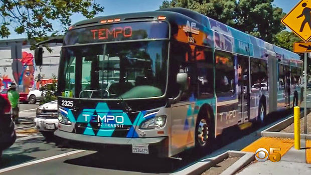 AC Transit Tempo Bus 