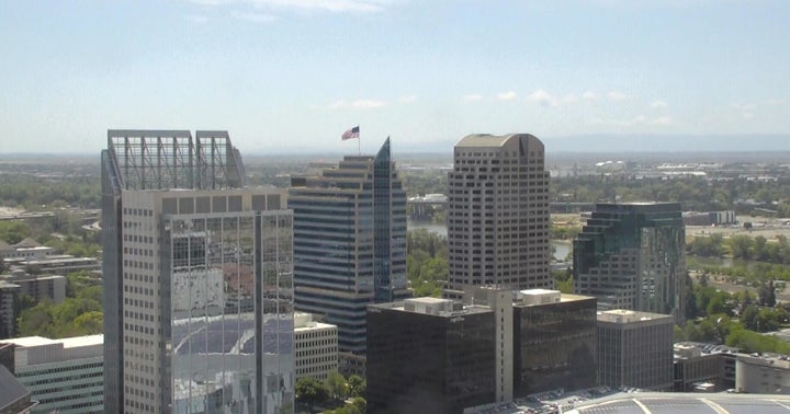 Infamous Capitol Mall vacant lot up for sale again