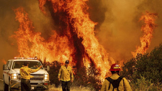 APTOPIX California Wildfires 