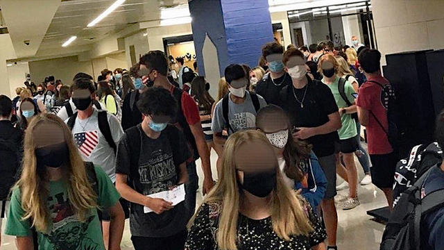 students-masks.jpg 