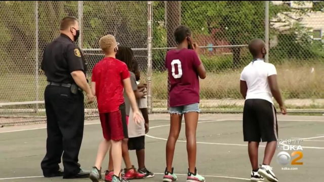 pittsburgh-police-basketball.png 