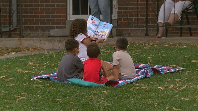 FRONT YARD STORIES 6PKG.transfer_frame_2441 