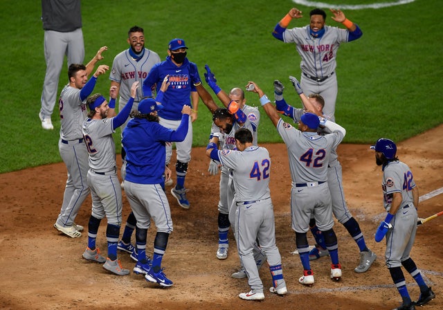 New York Yankees v New York Mets - Game Two 