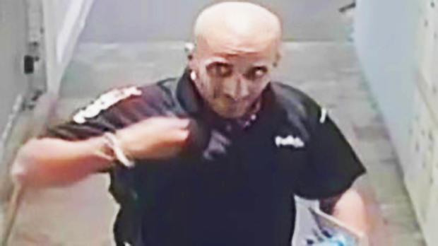 Man sought by police for allegedly impersonating a FedEx employee (US Postal Service) 