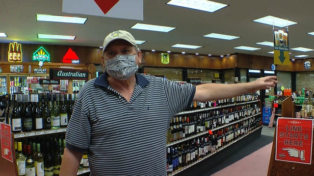 Mike-Moore-Franklin-Nicollet-Liquors.jpg 