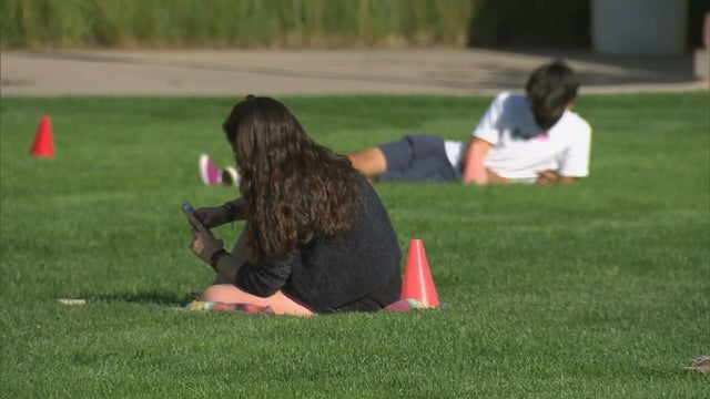 COLORADO COLLEGE MOVES ONLINE 10 PKG.transfer_frame_850 