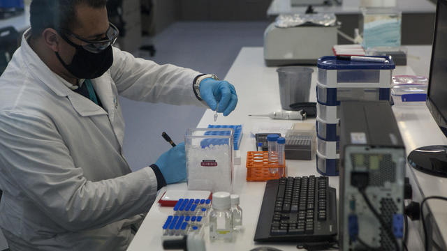 Argentine Laboratory To Co-Produce Oxford Coronavirus Vaccine 