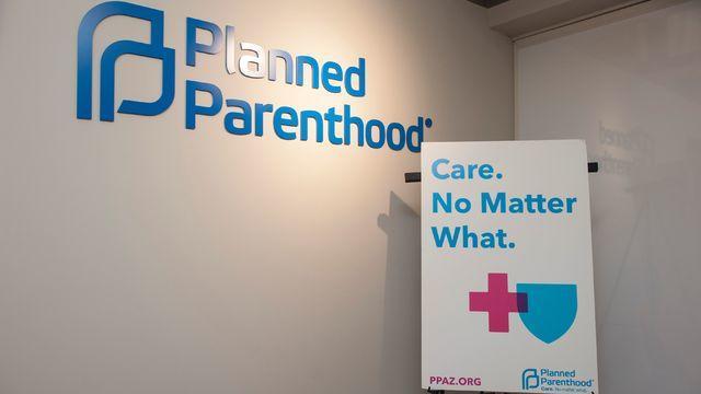 cbsn-fusion-planned-parenthood-dc-staffers-reach-union-deal-thumbnail-544453-640x360.jpg 