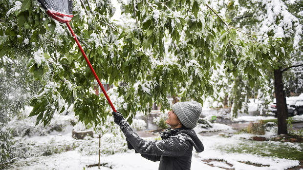 Early Season Winter Storm Blankets Colorado In Snow 