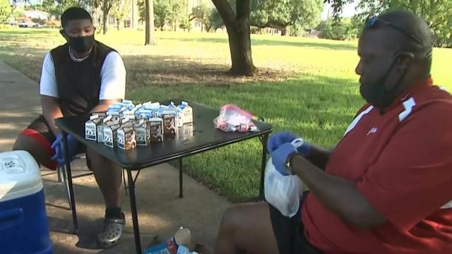 cbsn-fusion-nonprofit-provides-free-meals-to-texas-children-facing-food-insecurity-amid-pandemic-thumbnail-545661-640x360.jpg 