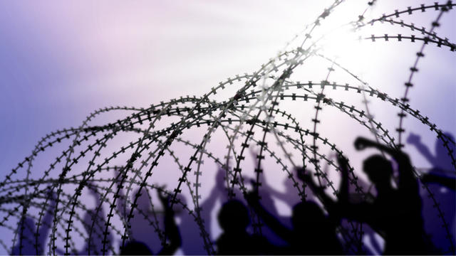 Barbed-Wire_32654404.jpg 