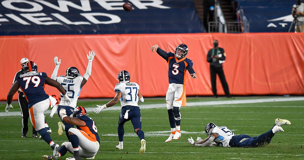 Broncos fail to close out Titans, lose 16-14 on late field goal