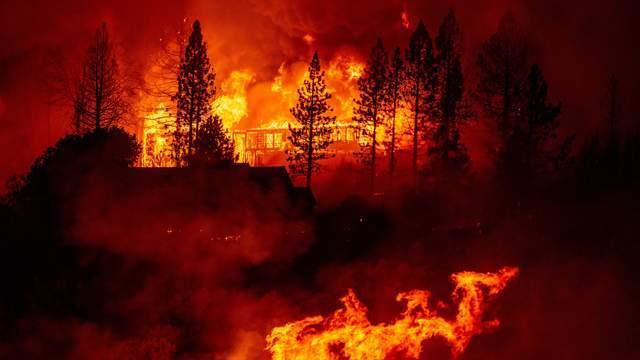 cbsn-fusion-massive-western-wildfires-scorch-47-million-acres-thumbnail-547843-640x360.jpg 