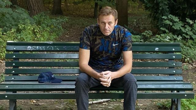 cbsn-fusion-alexei-navalny-discharged-from-berlin-hospital-russian-poisoning-thumbnail-553001-640x360.jpg 