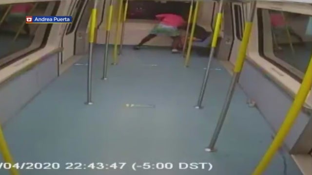 Metromover-Attack.jpg 