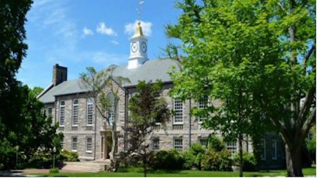 University-of-Rhode-Island.png 