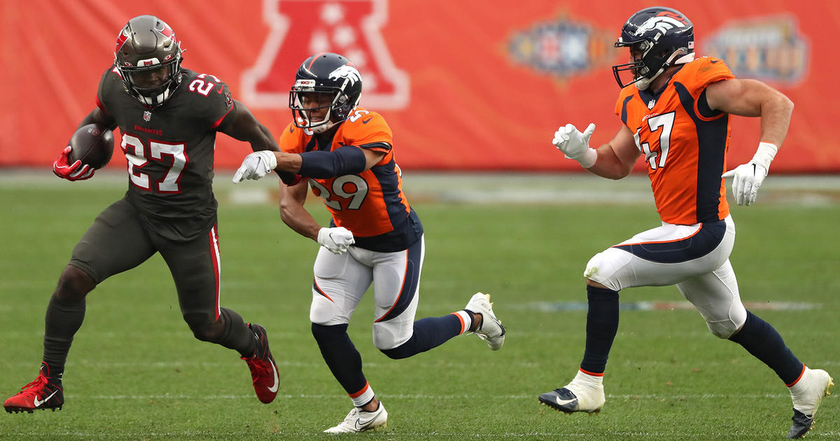 Buccaneers 28, Broncos 10