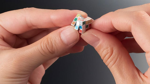 mini-rubiks-cube.jpg 