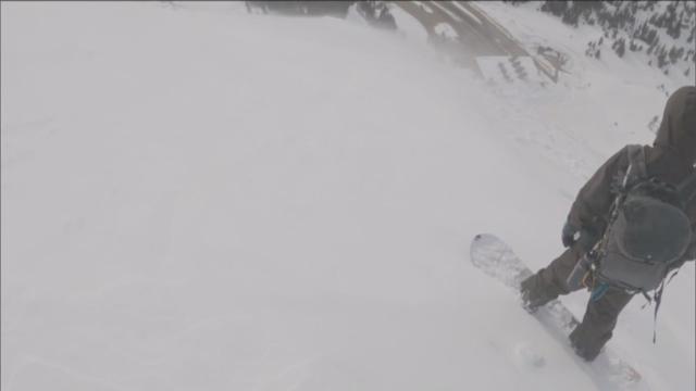 avalanche-snowboarder.jpg 