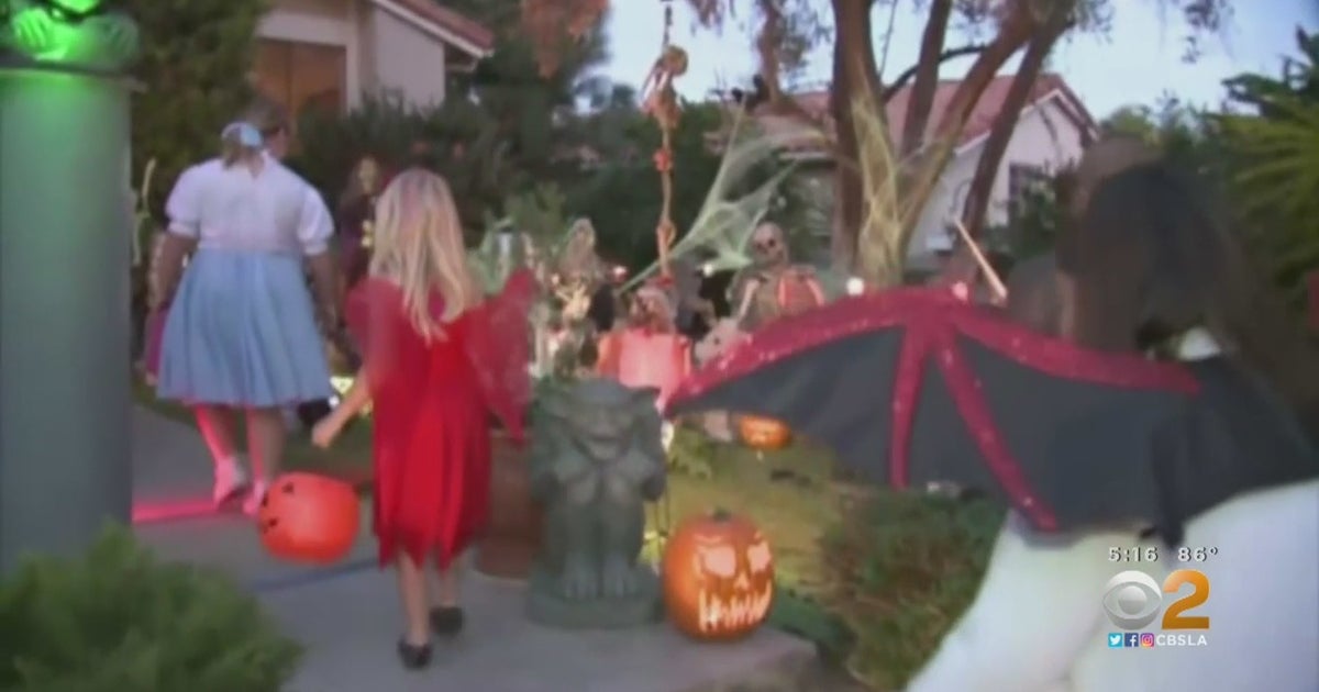TrickOrTreating Allowed In Santa Clarita Despite State And County