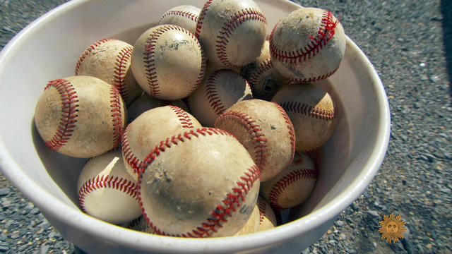 hartmanbucketofbaseballs1920-568221-640x360.jpg 