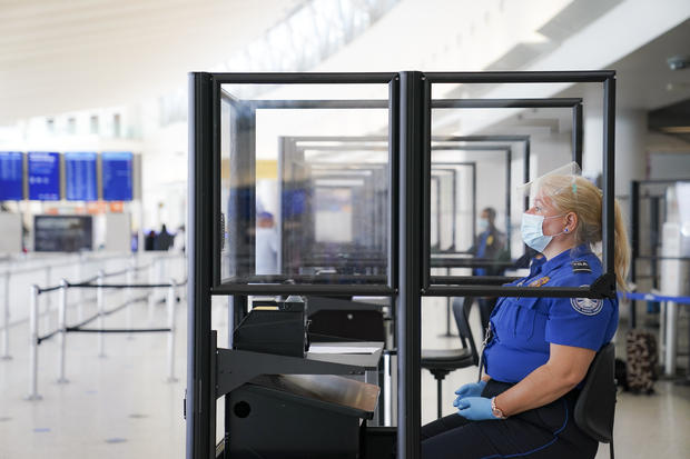 Virus Outbreak New York Airports 