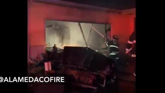 Newark-garage-fire.jpg 