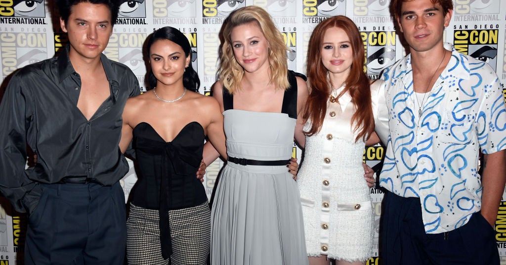 Riverdale Trio Rock TikTok With Funny Joint Account CW Tampa